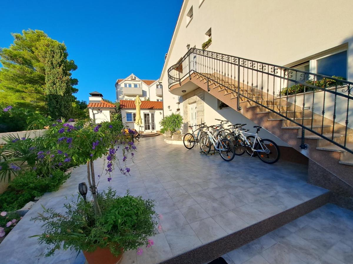 Apartment Oaza Mira Tribunj  Bagian luar foto