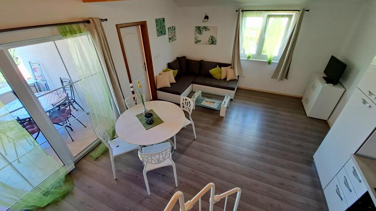 Apartment Oaza Mira Tribunj  Bagian luar foto